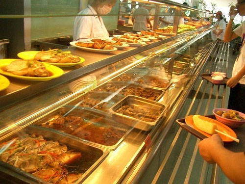 食堂承包了专业企业的优质业务。