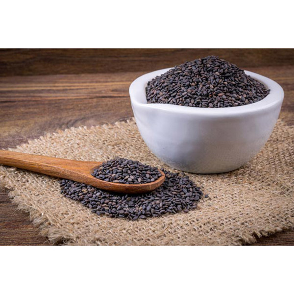 为了应对这一疫情，食堂承包公司对员工制定了重要的规定